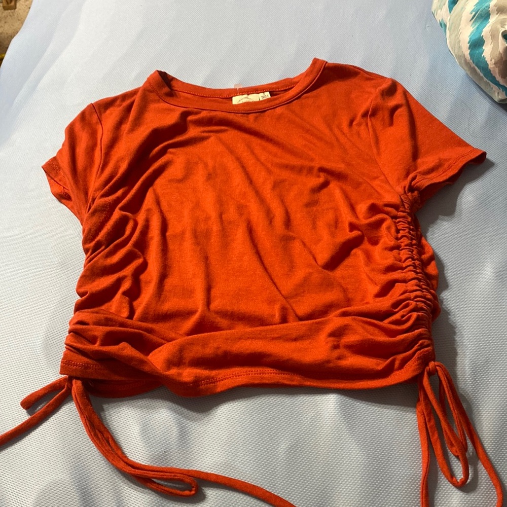 Scrunched side burnt orange top